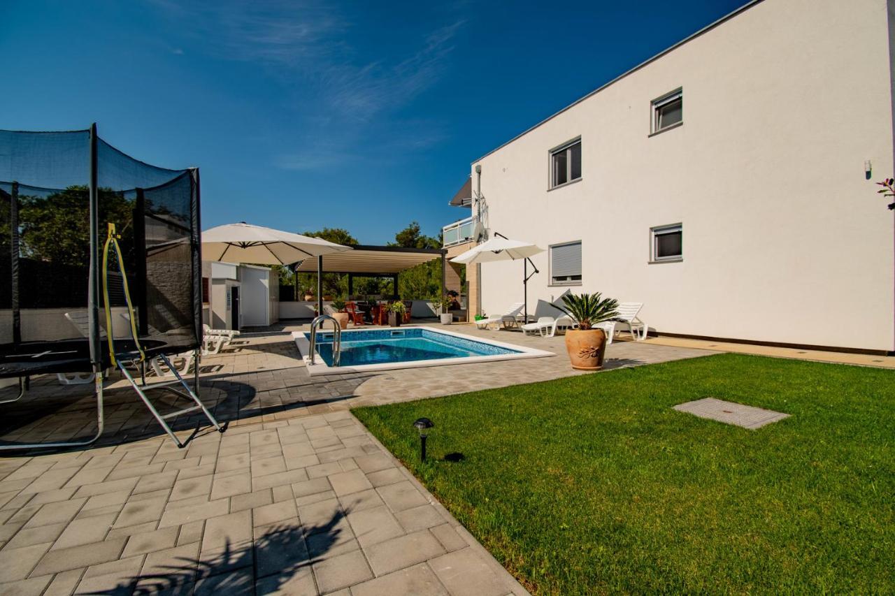 Villa Wiena Vir Εξωτερικό φωτογραφία