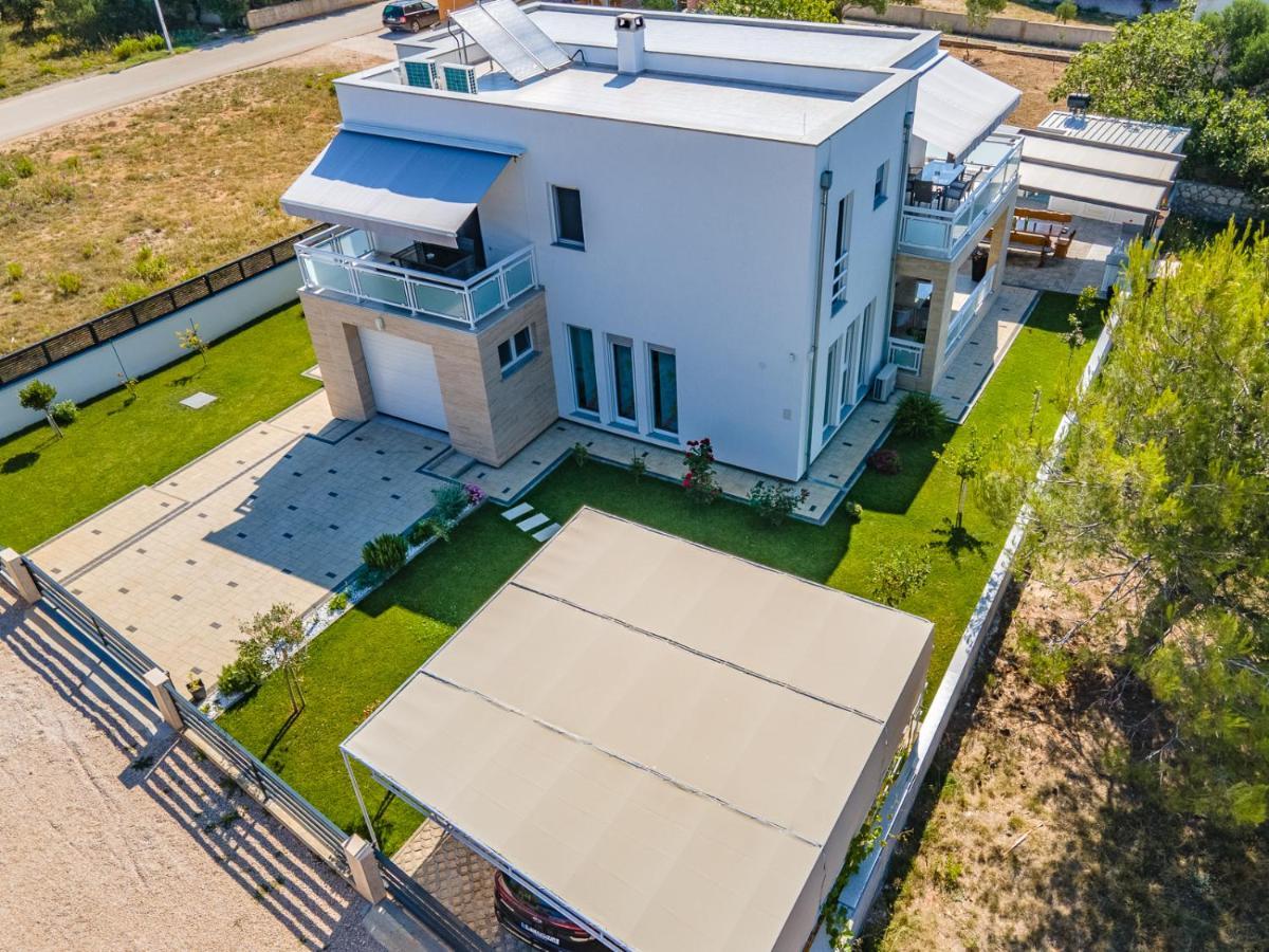Villa Wiena Vir Εξωτερικό φωτογραφία