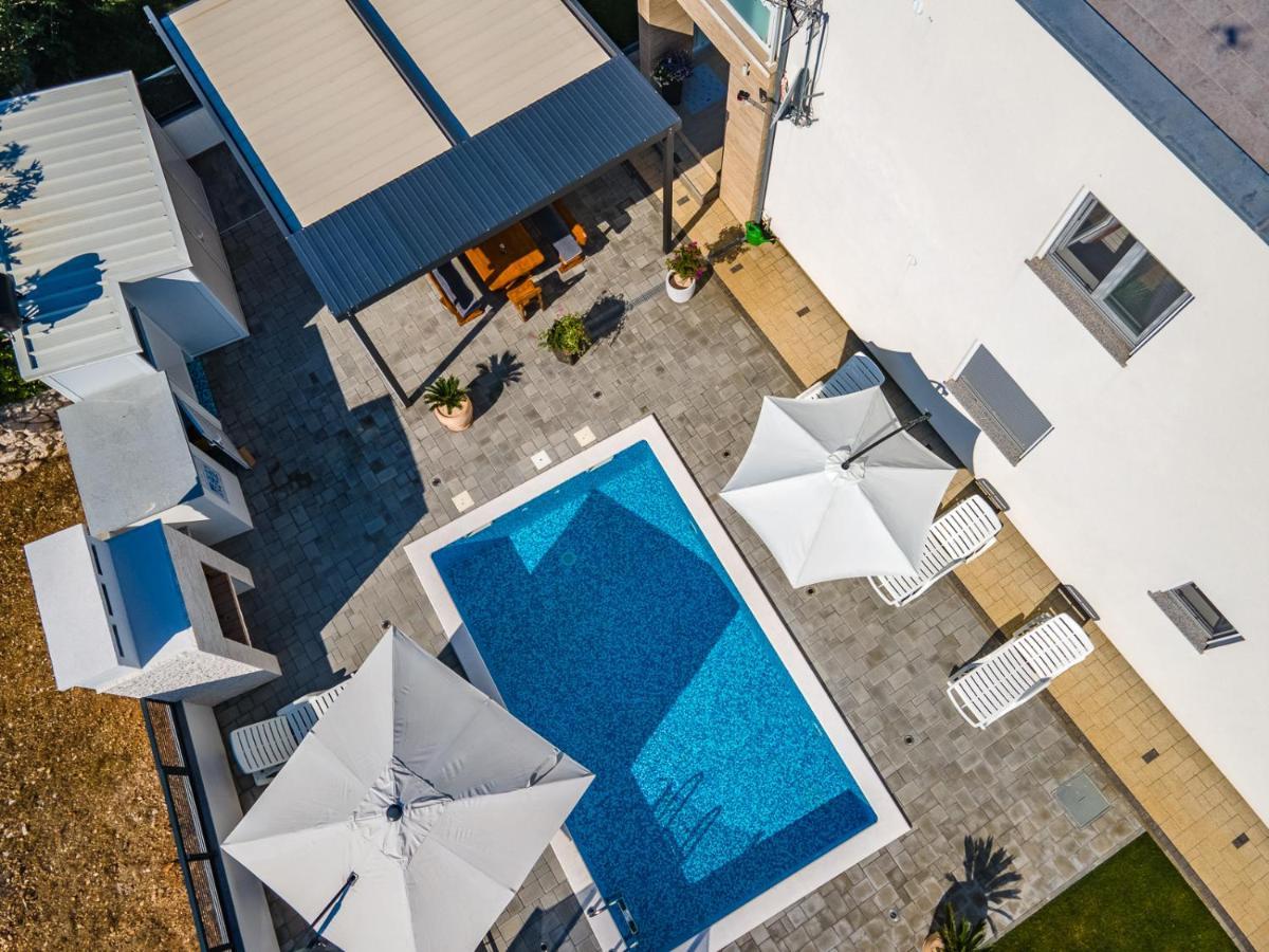 Villa Wiena Vir Εξωτερικό φωτογραφία